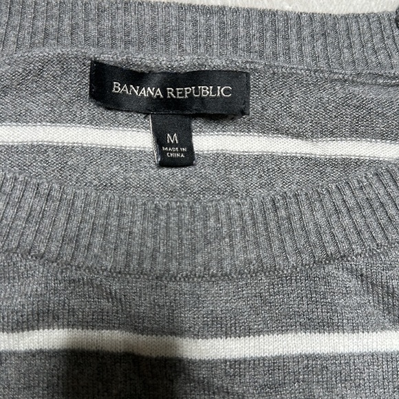 5‎ sweater bundle Zara/Limited Sizes from small-large but all fit like medium - Picture 6 of 10